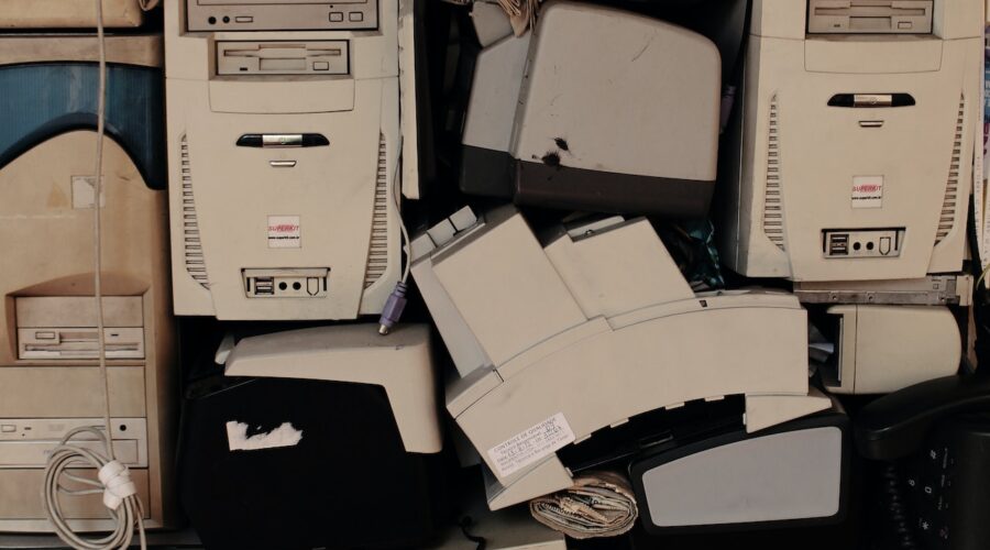 Scrapping Electronics: What Not to Throw Away